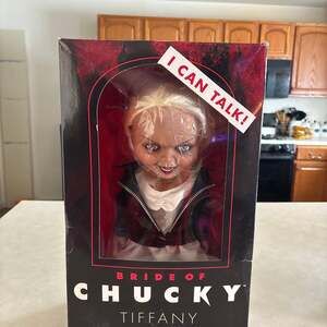 Bride of Chucky Tiffany Talking Collector Doll